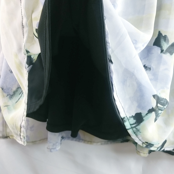 Maurices S Watercolor Full Floral Mini Skirt - Picture 6 of 6